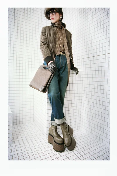 Look 24